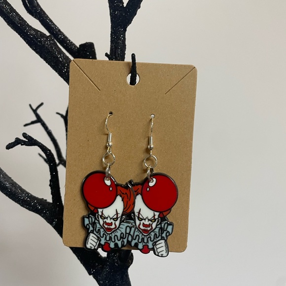 Halloween Earrings Pennywise Inspired It Chapter 2 Clown Stephen King - Picture 3 of 4